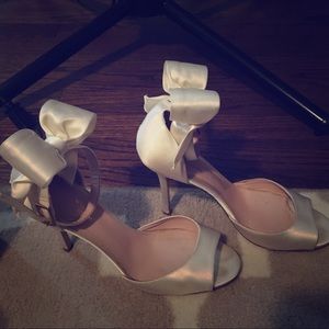 Kate Spade ivory satin heels